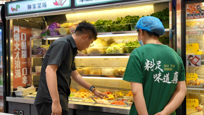 开一家糊涂婶麻辣烫加盟店技术培训运营培训让加盟商轻松上手