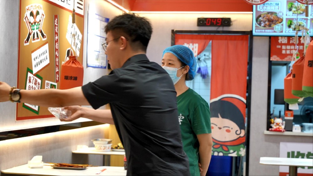 糊涂婶黏糊麻辣烫:启航前的精心准备,共筑**服务体验