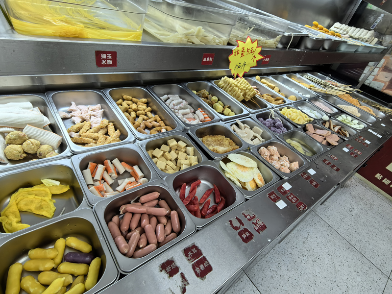 糊涂婶老式麻辣烫加盟品牌用料广泛打造出无尽的创意与可能