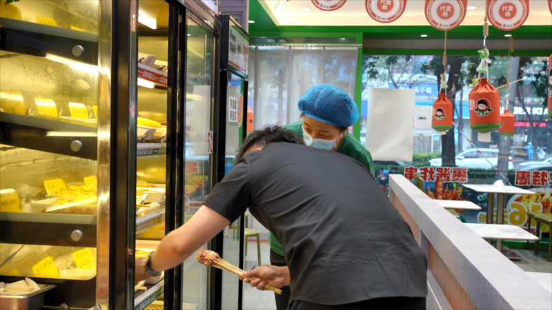 糊涂婶老式麻辣烫品牌创新差异化打造独特美食体验