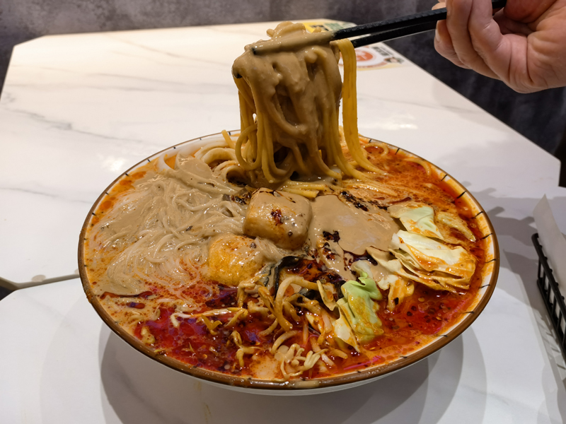 糊涂婶麻辣烫加盟品牌现代化管理与传统味道的**碰撞