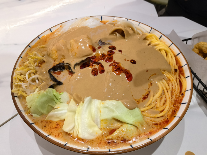 糊涂婶老式麻辣烫加盟品牌确保产品口味经过了500次的尝试